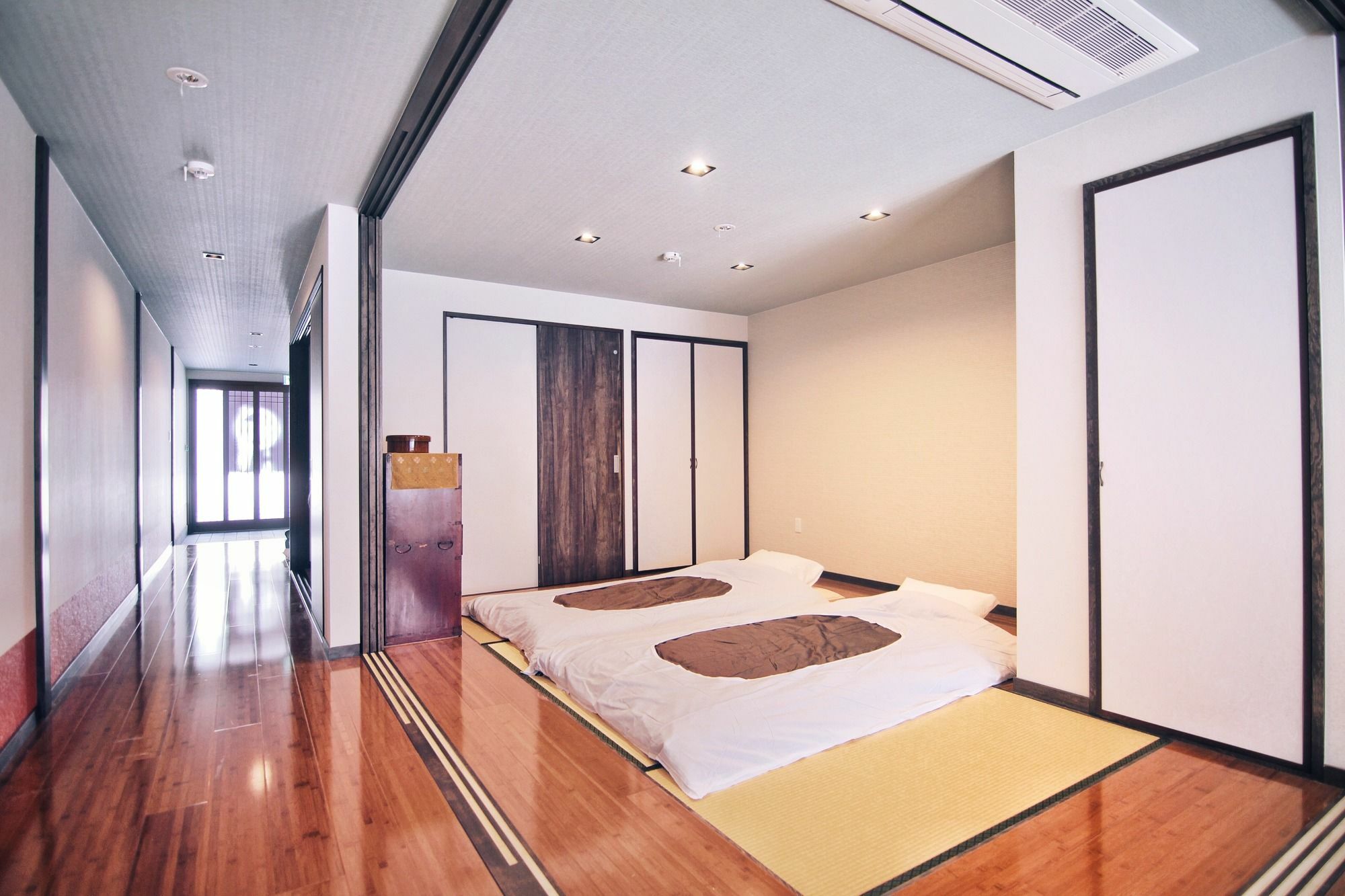 Holiday home Em S280